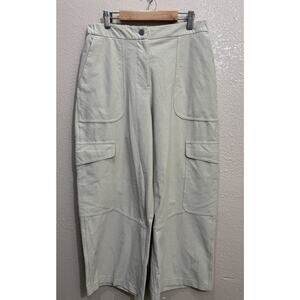 Lululemon Light Utilitech cargo Pocket Hight Rise Crop Pants Women’s Size 28